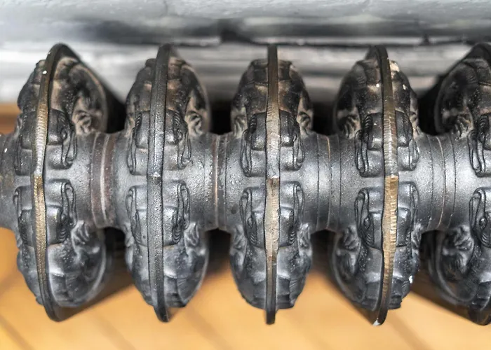 Swietej Gertrudy Chic By Bookinghost