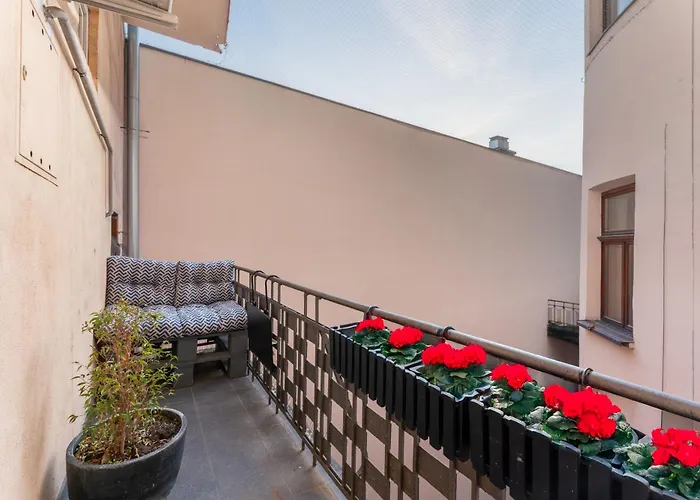 Swietej Gertrudy Chic By Bookinghost * Kraków