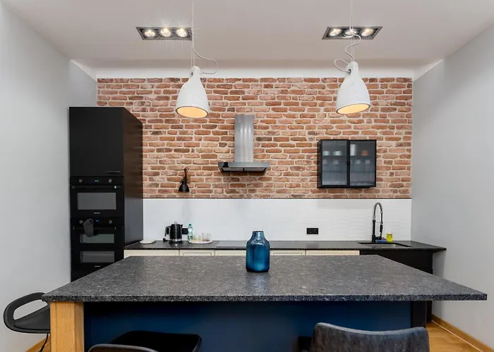 Swietej Gertrudy Chic By Bookinghost * Kraków